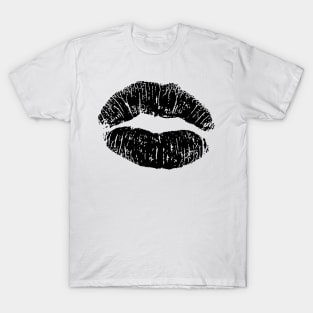 "Lips to die for" design Kiss T-Shirt